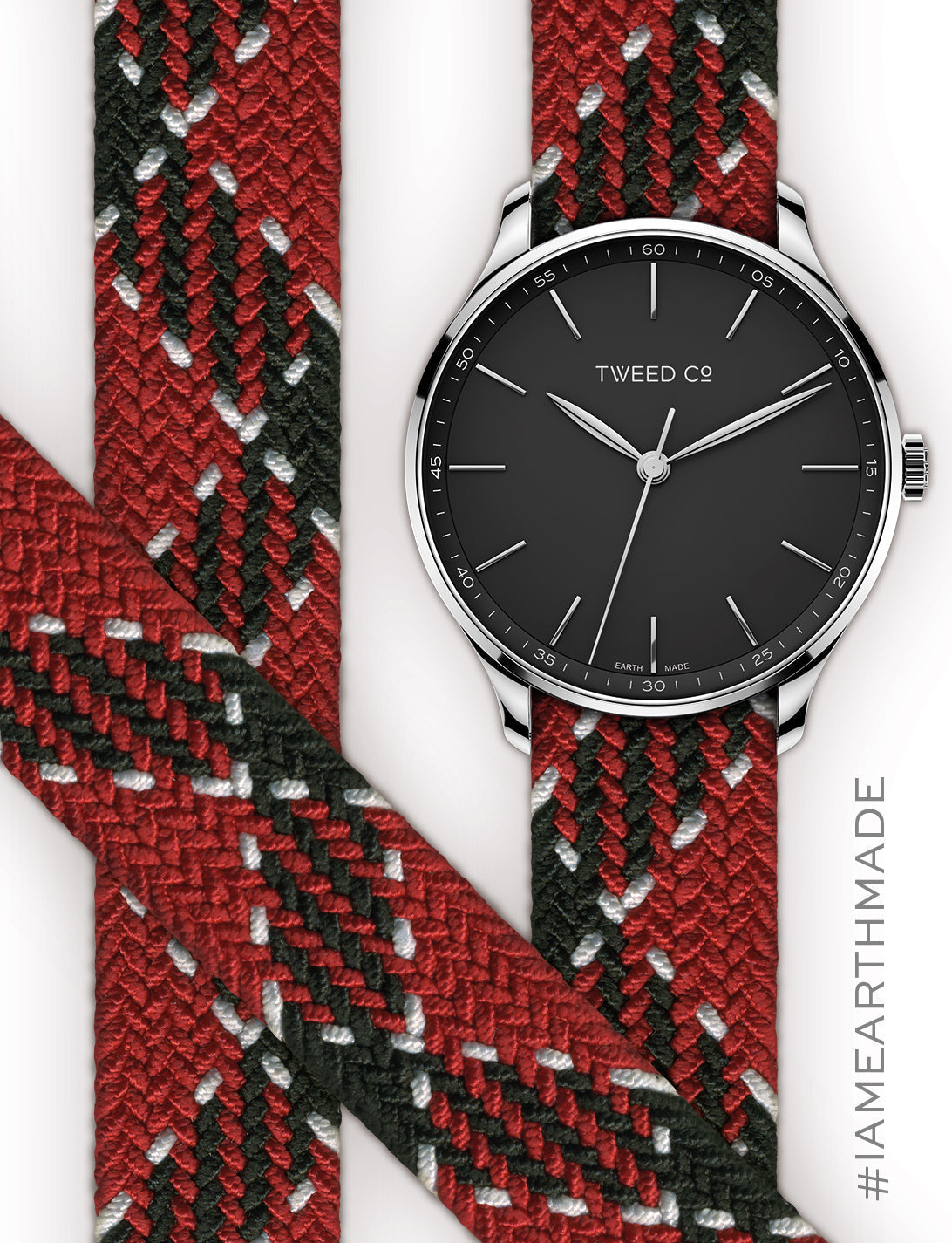 Montre Duncan Tweed Co. en série limitée, cadran noir avec bracelet tressé rouge et noir, posée élégamment.