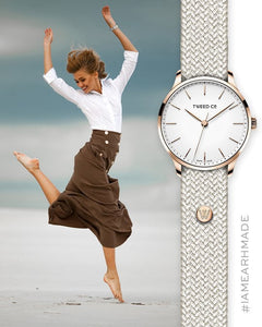 Des bracelets élastiques personnalisés avec charms : L'accessoire tendance de Tweed Co